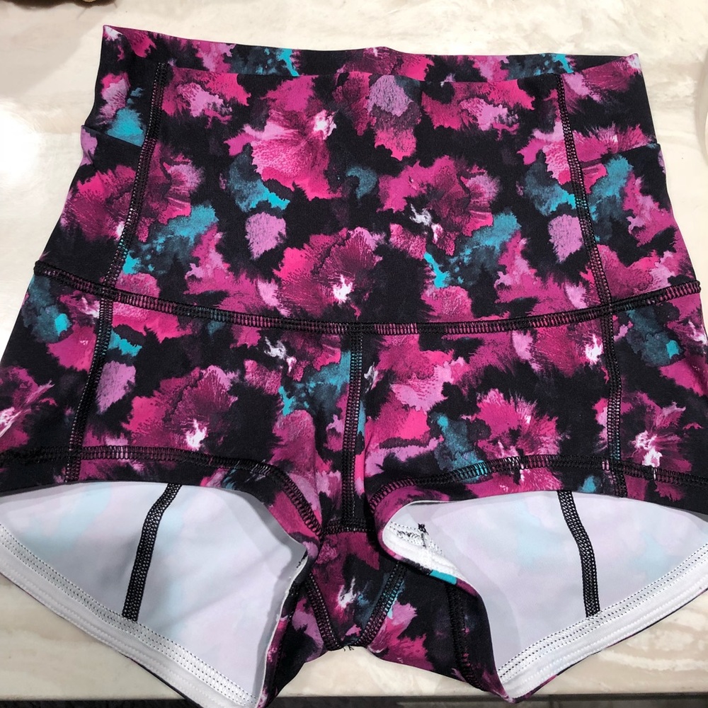 High waisted floral boogie shorts